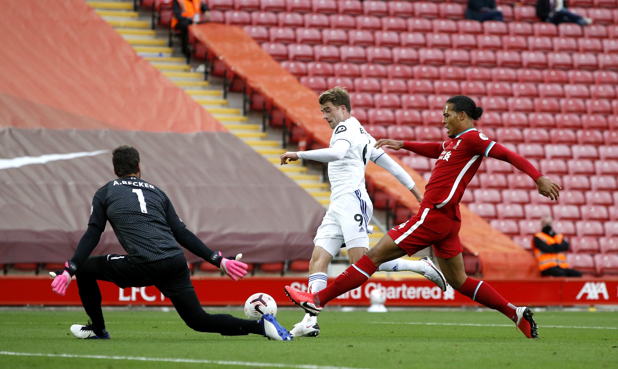 挥关键作用 挥关键作用