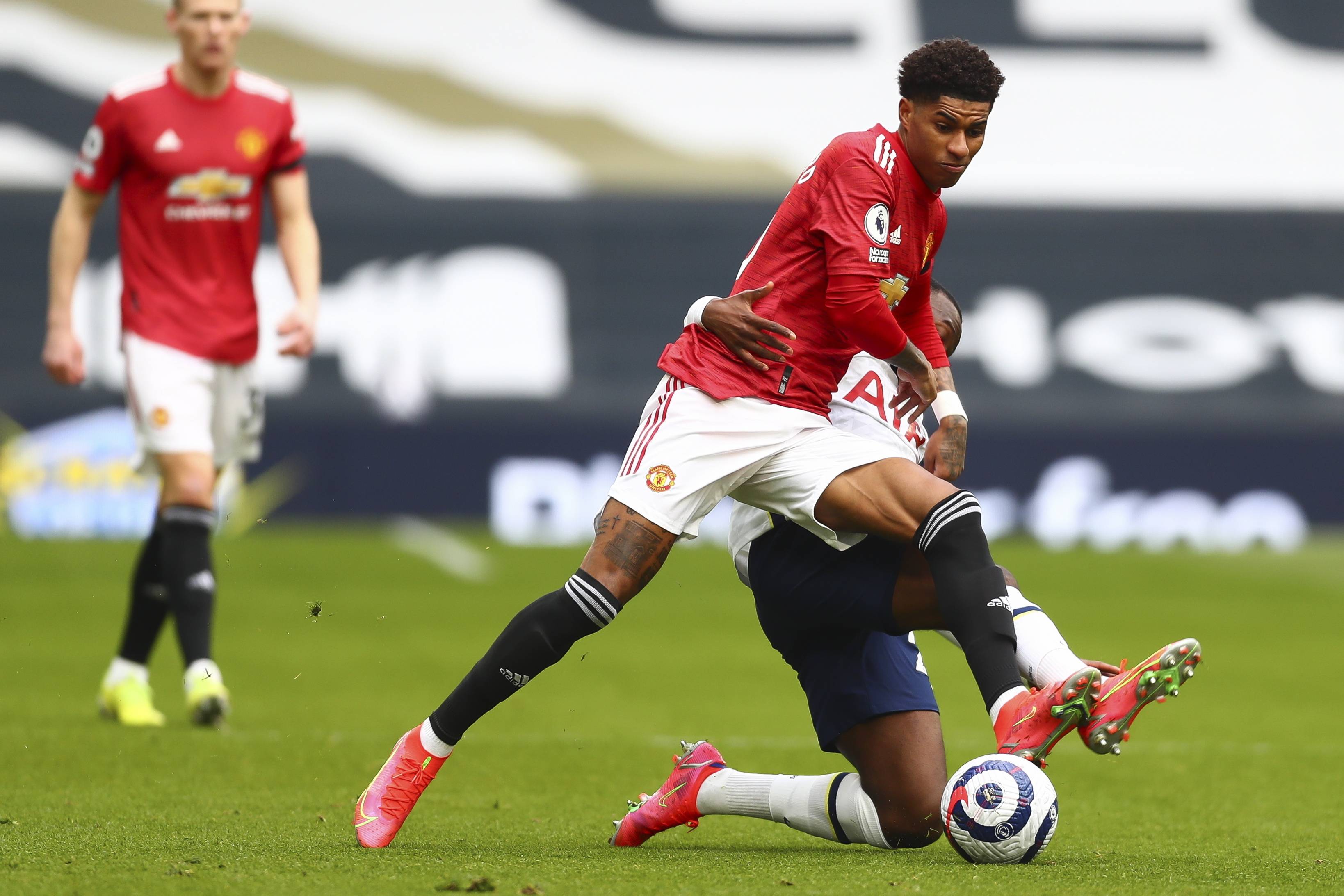 亚的未来展 亚的未来展