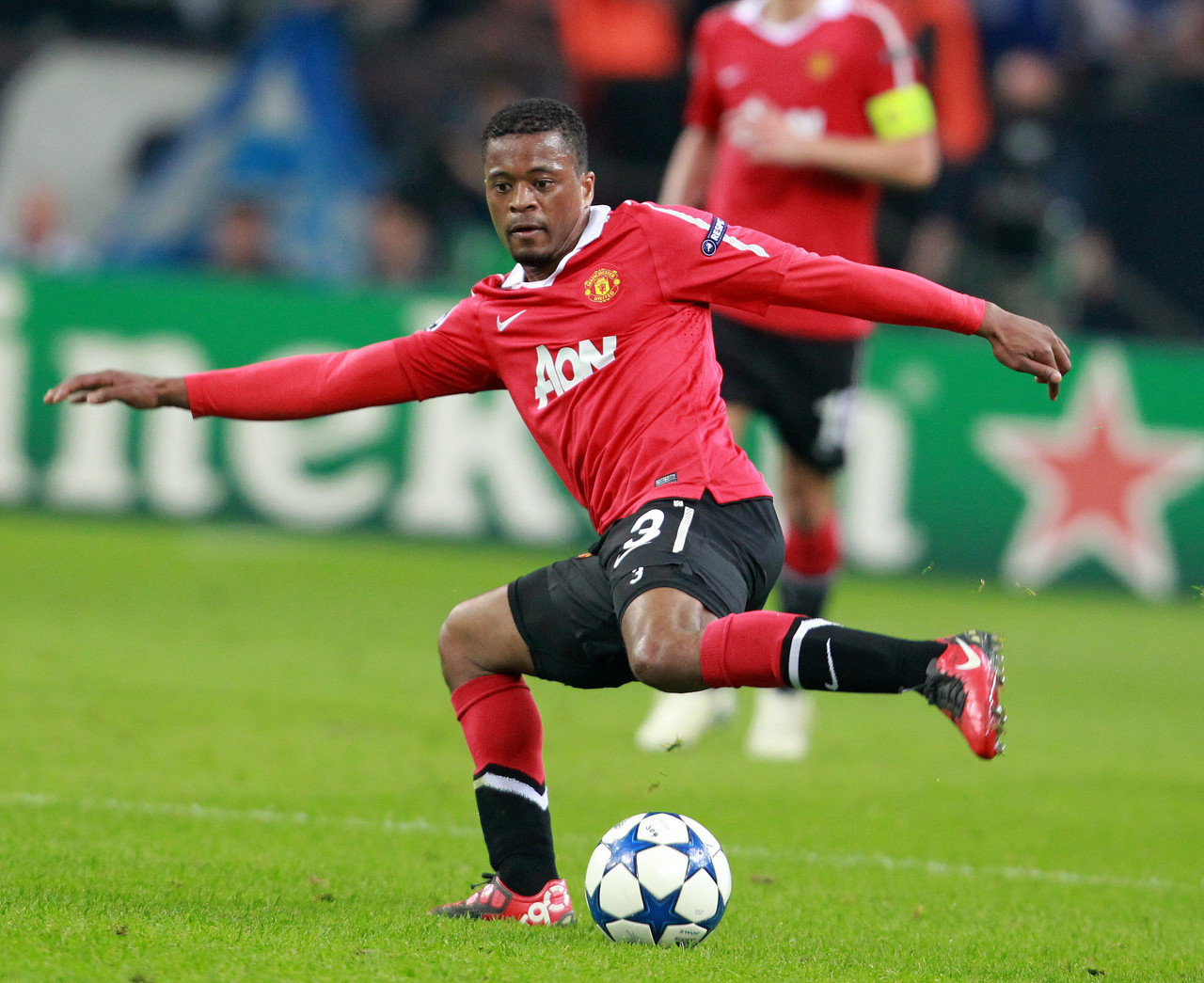 萨旧将关于 萨旧将关于