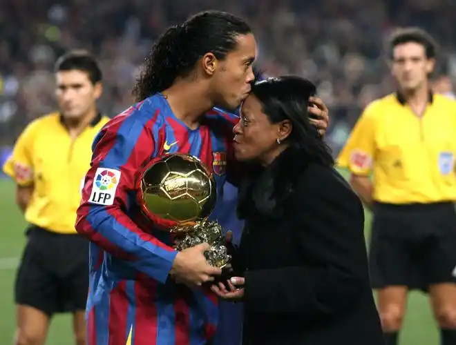 负起更高责 负起更高责